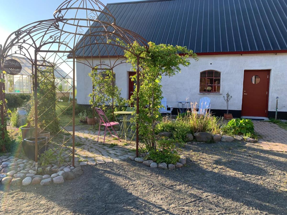 Strandbadsgarden B&B Loderup Ngoại thất bức ảnh